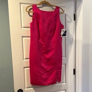 Elegant Pink Sleeveless Dress